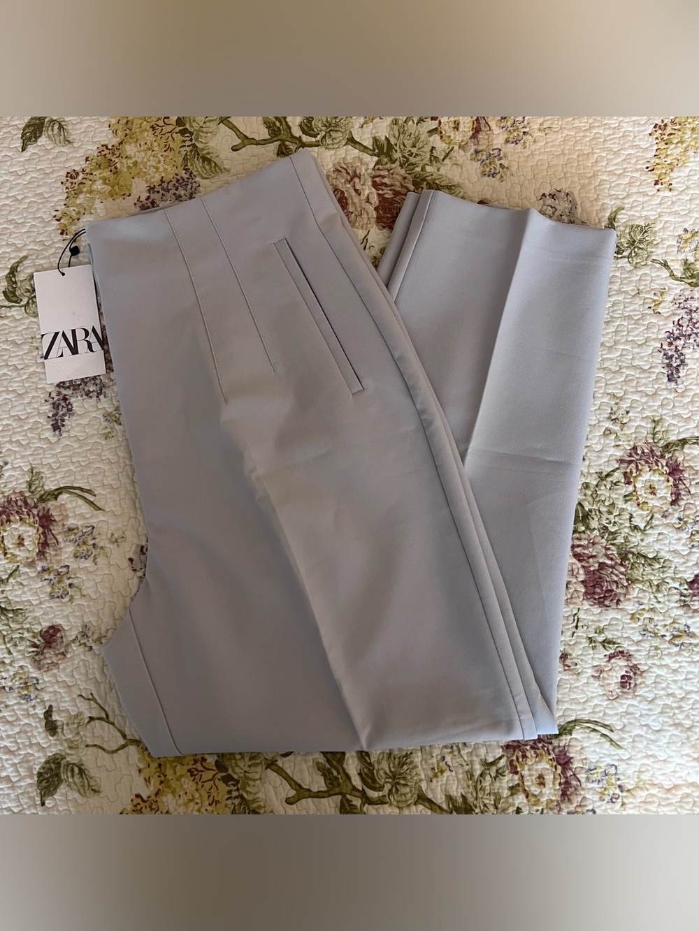 Zara High waisted pants
Size XXL
